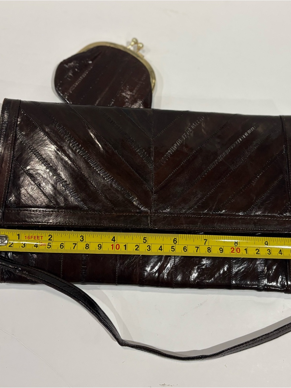 Vtg 70s Eel Skin Clutch Purse‎ Crossbody Chestnut Brown Made in Korea Coin Purse - Picture 5 of 13